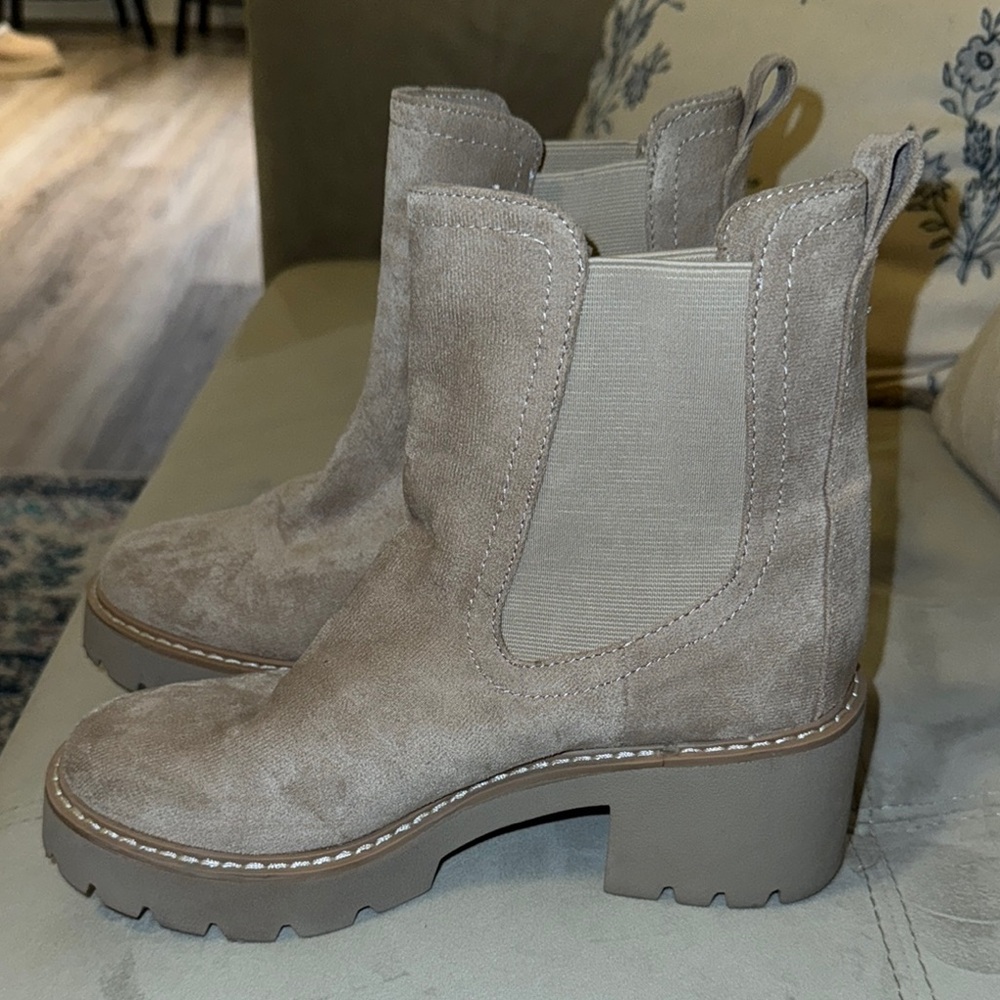 Dolce Vita Tan Ankle Boots
